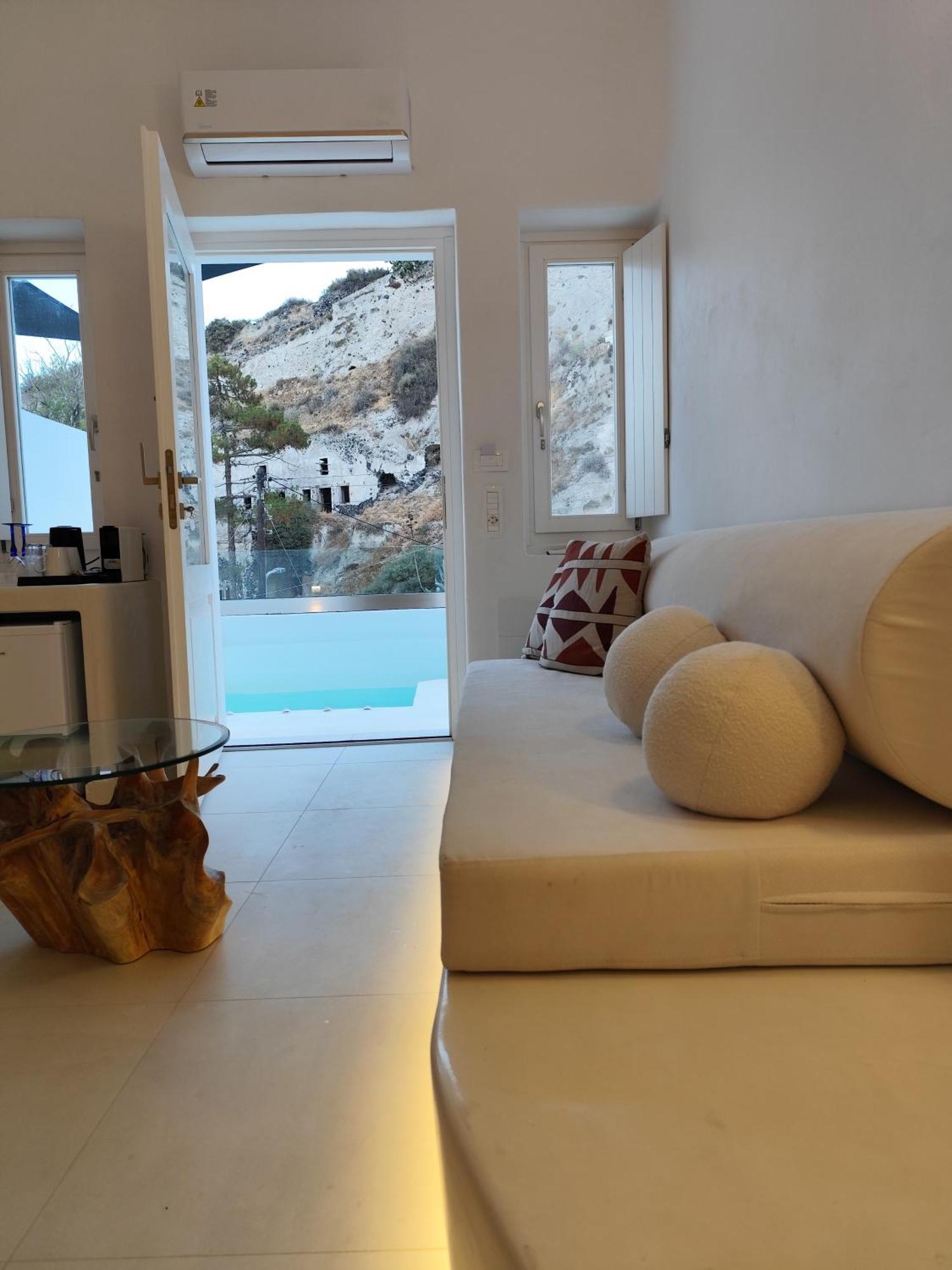 The Magic Luxury Cave Suites Vothon Ngoại thất bức ảnh